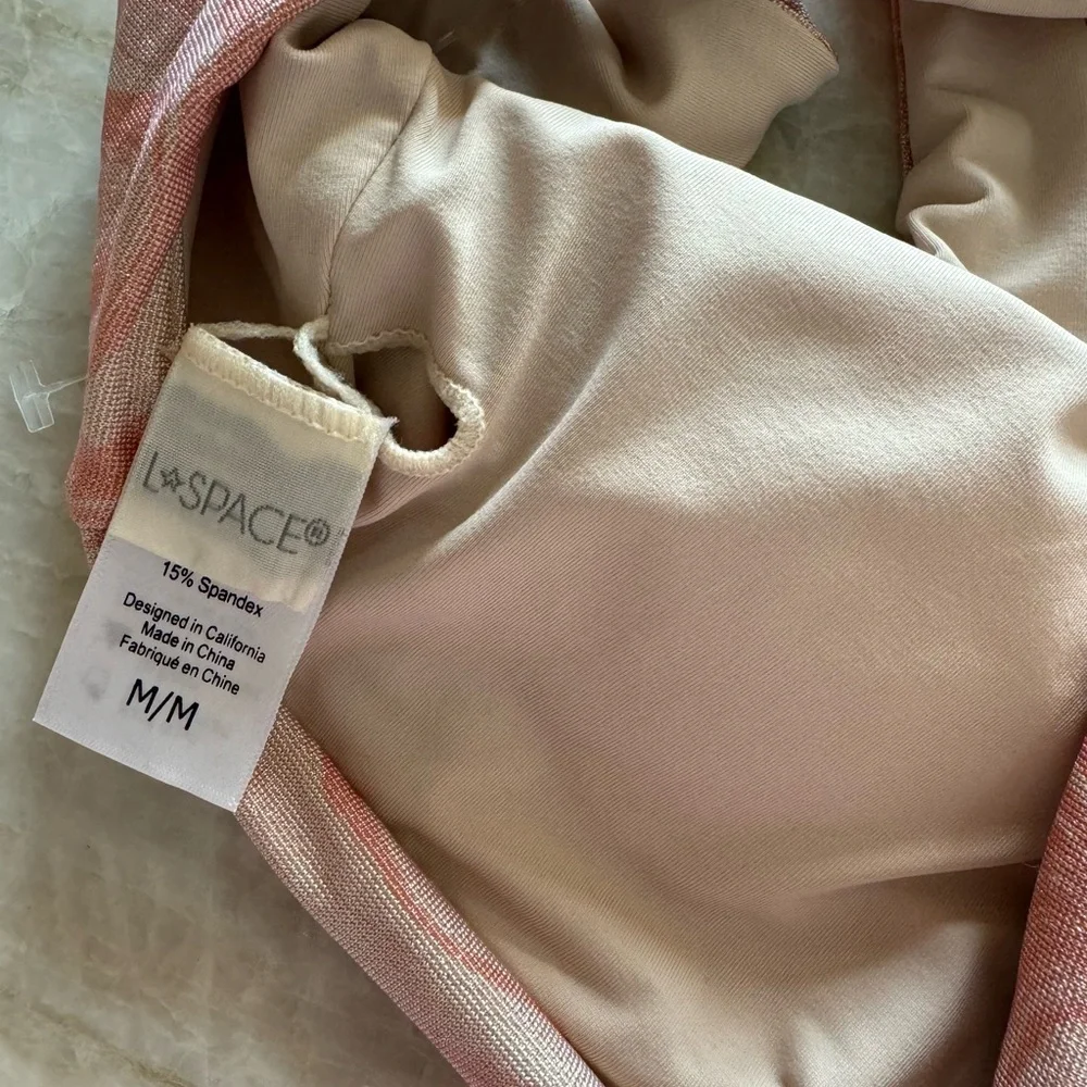 NWOT l*space Camacho Lizzie bikini top all swirls up shimmer marble pink‎